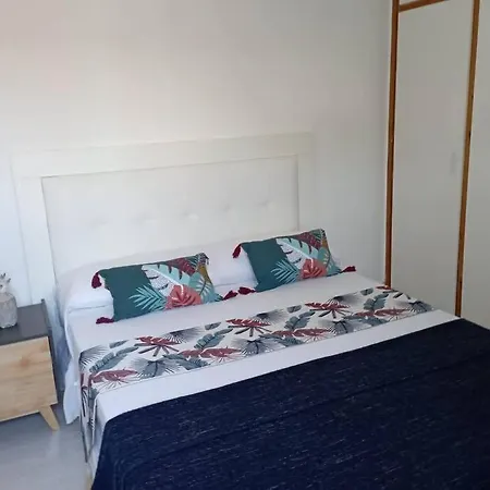 Casa En A 5 Min De La Playa Holiday home Castelldefels