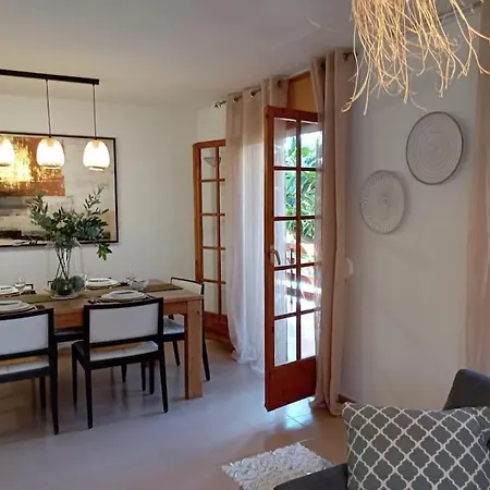 Casa En A 5 Min De La Playa * Castelldefels